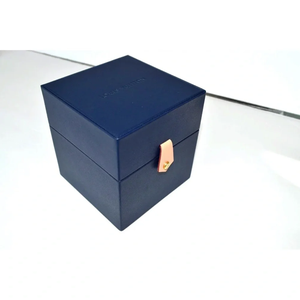 Louis Vuitton tambour Black Smartwatch with Original Paperwork + box - Picture 6 of 13